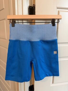 CREAM YOGA Ashley Biker Shorts in Royal Blue